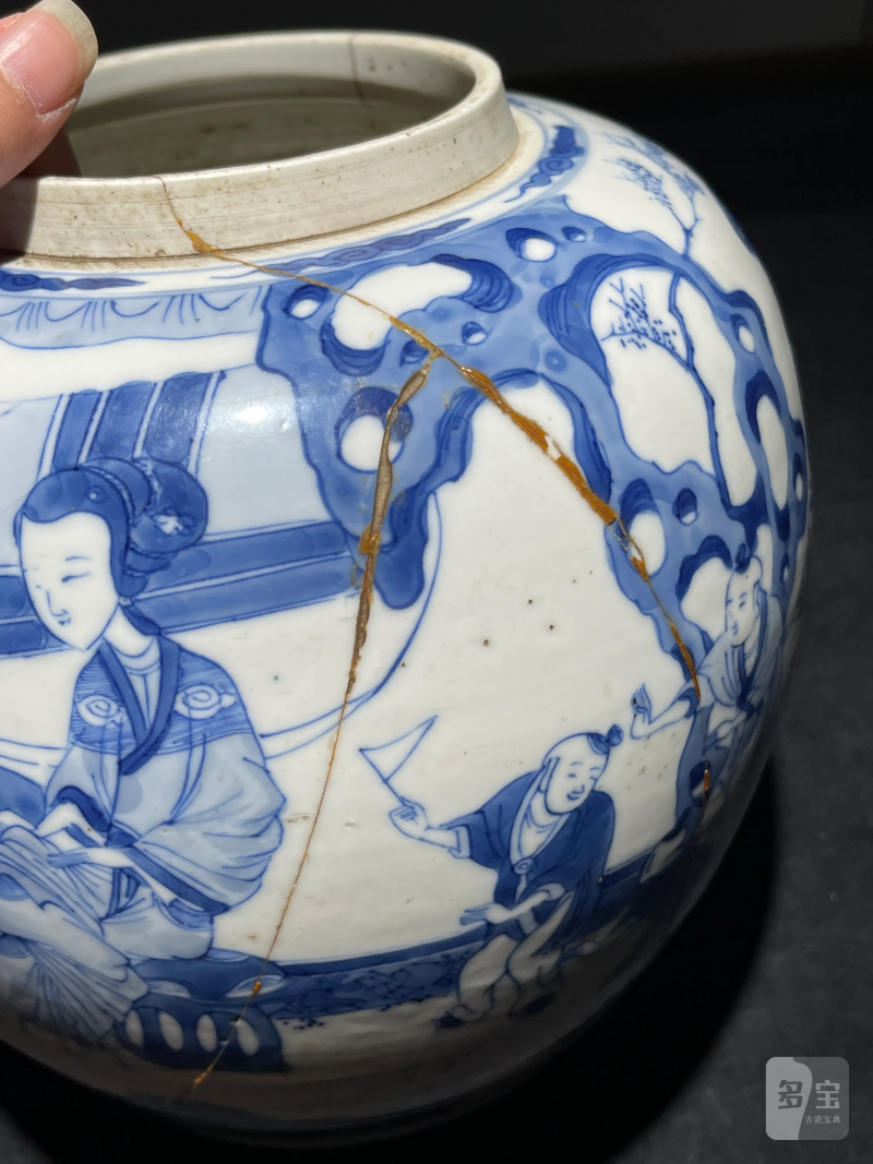 清康熙 青花四妃十六子纹罐 - 图16